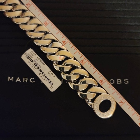 Marc by Marc Jacobs Katie Turn Lock Bracelet - Picture 6 of 11